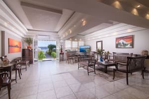 thumbnail: Interior entrance