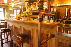 thumbnail: Bar (on property)