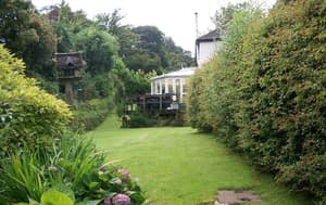 thumbnail: Exterior
