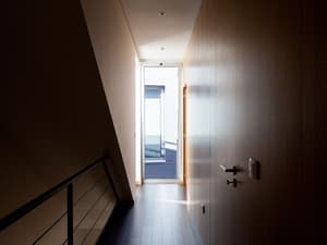 thumbnail: Hallway