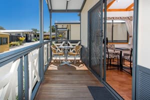 thumbnail: Balcony