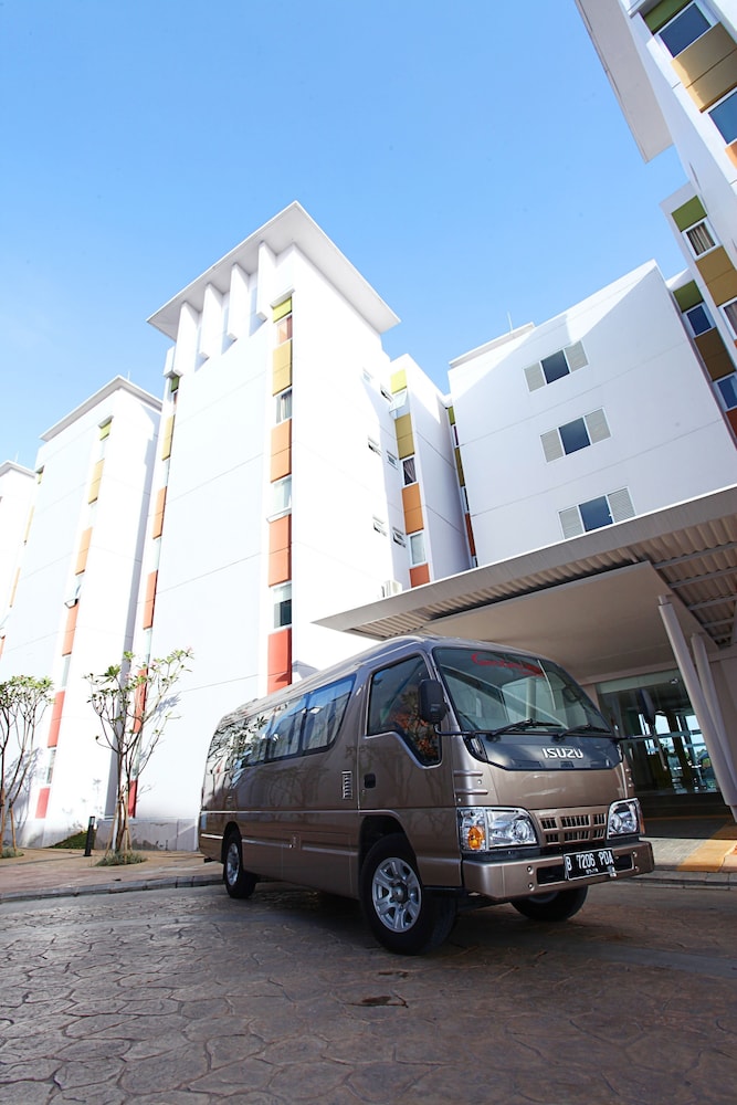 Airport shuttle