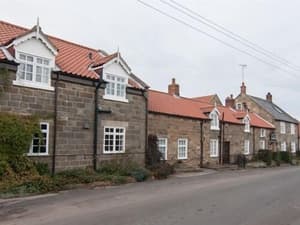 thumbnail: Exterior