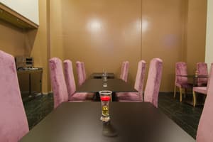 thumbnail: Restaurant