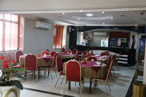 thumbnail: Dining