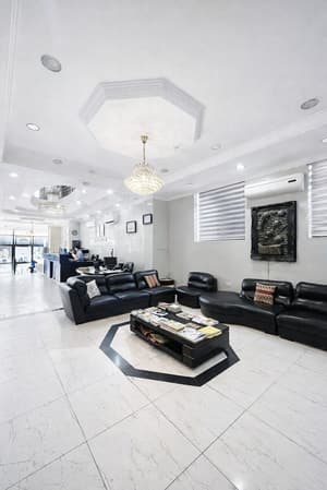thumbnail: Lobby sitting area