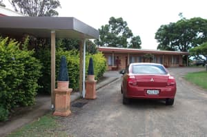 thumbnail: Front of property