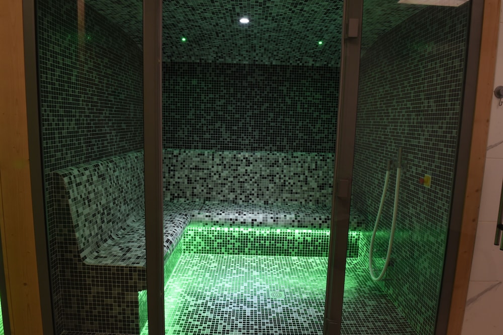 Steam room