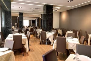 thumbnail: Restaurant