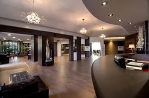 thumbnail: Reception