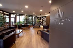 thumbnail: Lobby sitting area