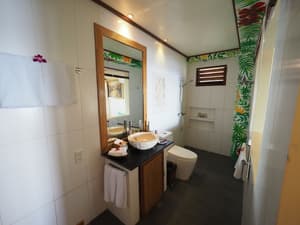 thumbnail: Bathroom sink