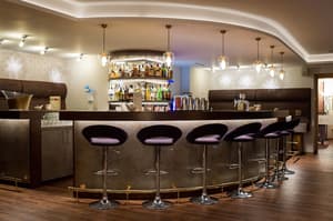 thumbnail: Bar (on property)