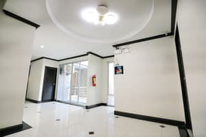 thumbnail: Hallway