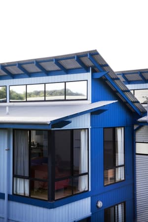 thumbnail: Exterior detail