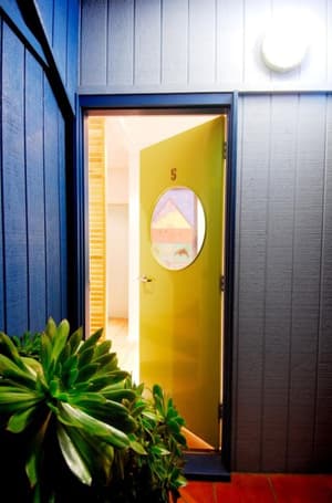 thumbnail: Interior detail
