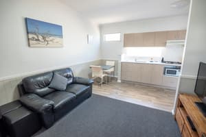thumbnail: Living area
