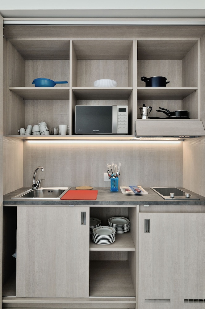 Private kitchenette