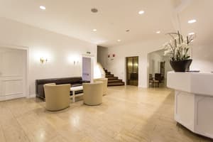 thumbnail: Lobby sitting area