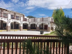 thumbnail: Exterior