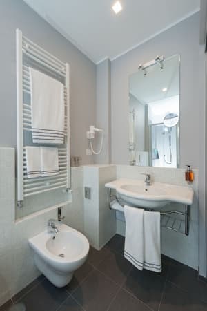 thumbnail: Bathroom