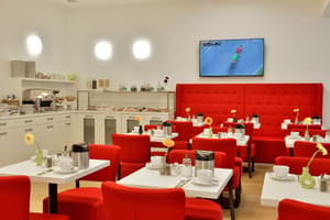 thumbnail: Breakfast area