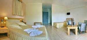 thumbnail: Private kitchenette
