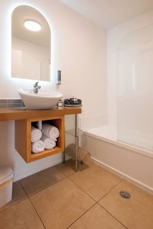 thumbnail: Bathroom