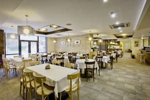 thumbnail: Restaurant