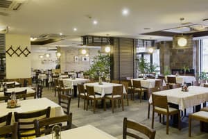 thumbnail: Restaurant