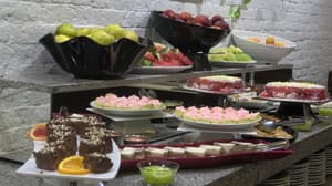 thumbnail: Buffet