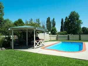thumbnail: BBQ/picnic area