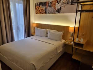 thumbnail: Room