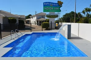 thumbnail: Pool