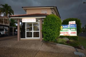 thumbnail: Exterior