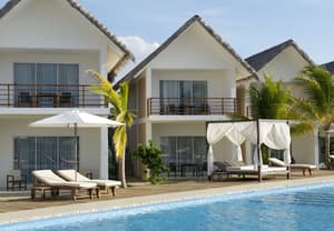 thumbnail: Outdoor pool