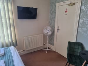 thumbnail: Room