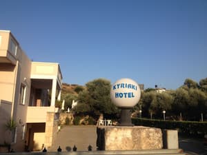 thumbnail: Exterior