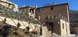 thumbnail: Exterior