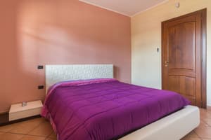 thumbnail: In-room dining