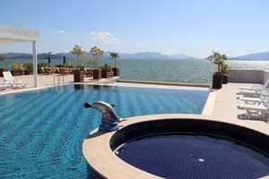 thumbnail: Pool