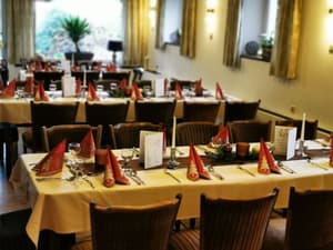 thumbnail: Dining