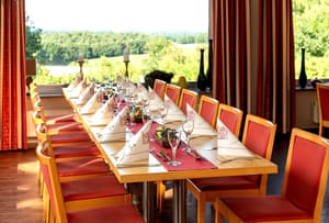 thumbnail: Restaurant