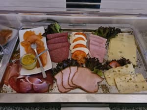 thumbnail: Breakfast buffet