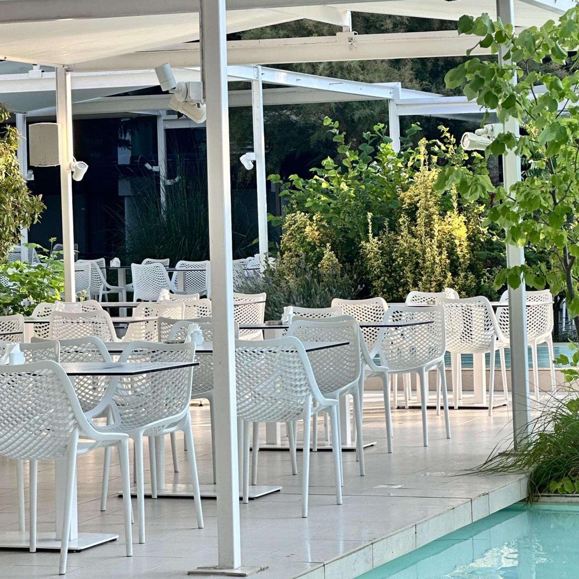 Restaurant-cafeteria