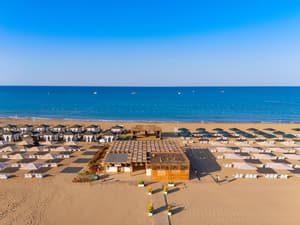 thumbnail: Beach bar