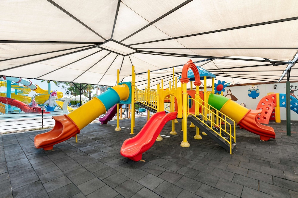 Children's play area - outdoor