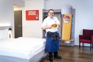 thumbnail: Room service - dining