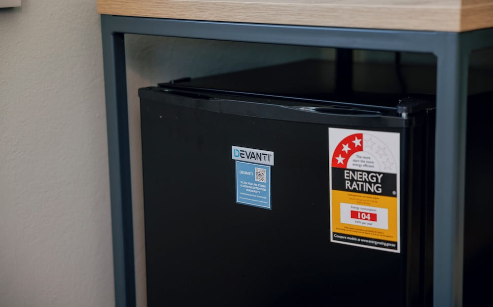 Mini-refrigerator