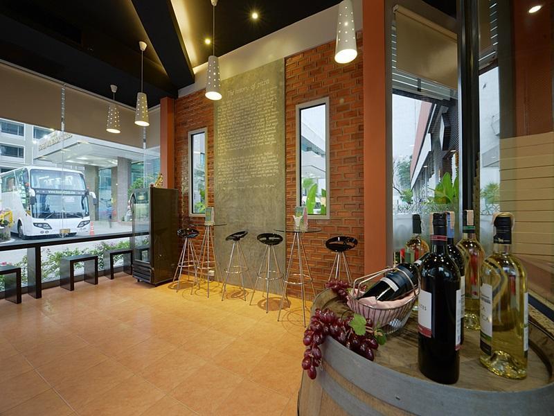 807041_15062415370030661801.jpg